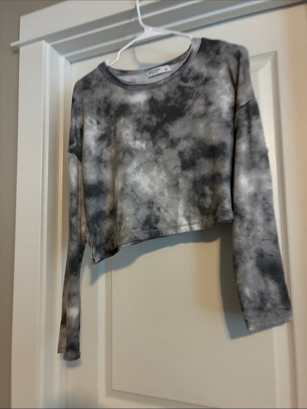 Arizona Jean Company Cropped Tie-Dye Sweatshirt - Black & Gray